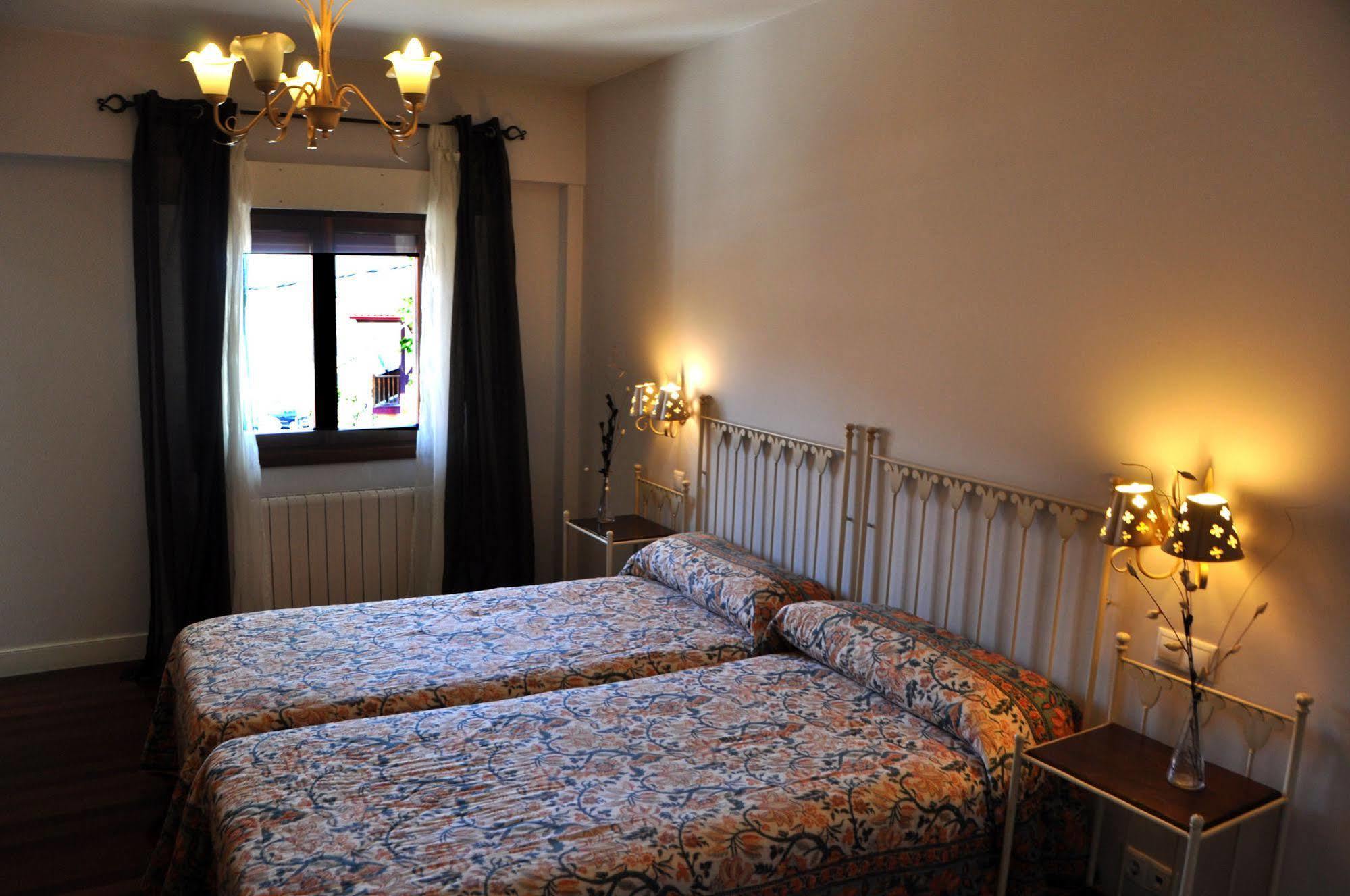 Hotel Kaia Zierbena Bagian luar foto